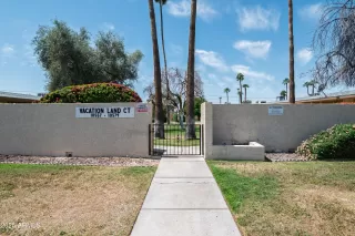 Photo #1: 6860254 Listing