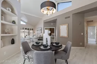 Photo #6: 6860315 Listing 