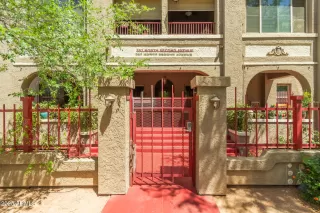 Photo #4: 6860449 Listing 