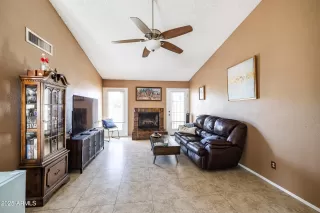 Photo #4: 6860482 Listing 