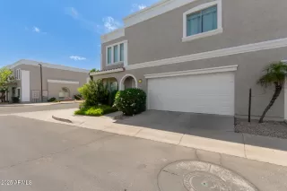 Photo #2: 6860485 Listing