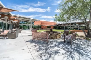 Photo #4: 6860865 Listing