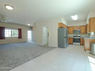 Photo #6: 6860972 Listing 