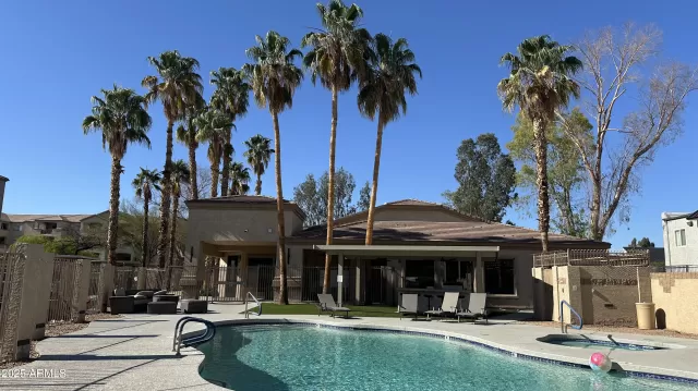 MLS: 6861001 Condo For Sale