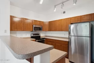 Photo #2: 6861001 Listing