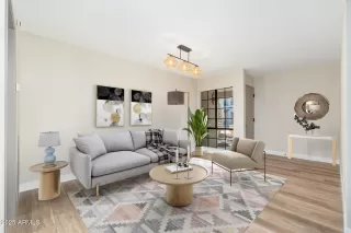 Photo #5: 6861088 Listing 