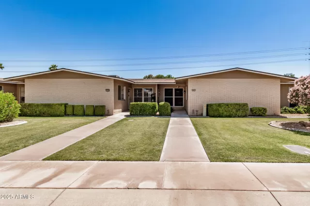 MLS: 6861211 Condo For Sale