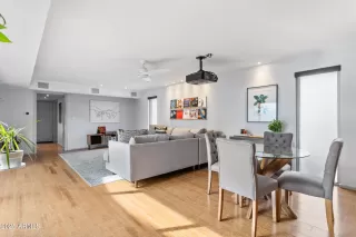 Photo #4: 6861286 Listing 