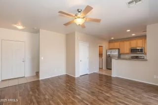 Photo #2: 6861367 Listing 