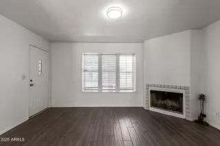 Photo #4: 6861648 Listing