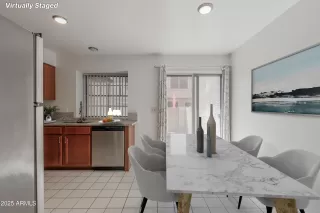 Photo #5: 6861648 Listing