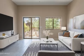 Photo #2: 6861764 Listing