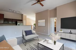 Photo #3: 6861764 Listing