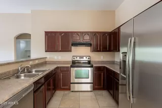 Photo #5: 6861764 Listing