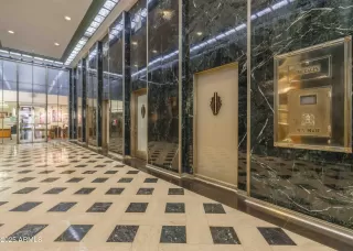 Photo #6: 6861940 Listing