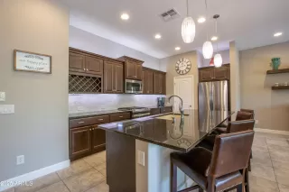 Photo #6: 6861957 Listing 