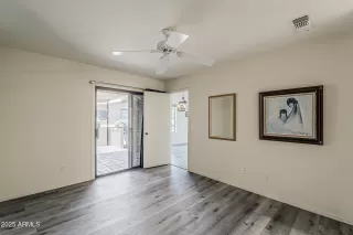 Photo #6: 6861976 Listing