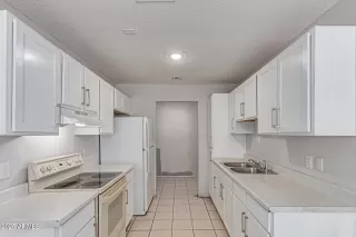 Photo #6: 6862063 Listing 