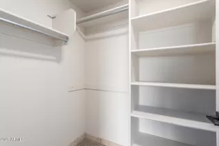 Photo #5: 6862373 Listing 