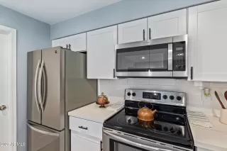 Photo #4: 6862382 Listing 