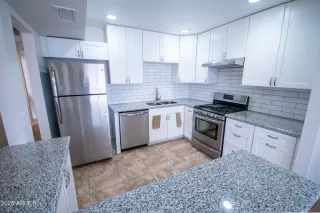 Photo #2: 6862600 Listing 