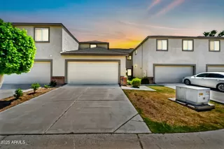 Photo #2: 6862619 Listing