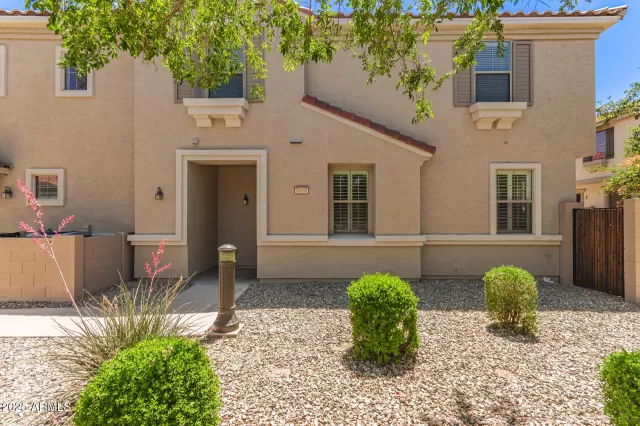 MLS: 6862808 Condo For Sale