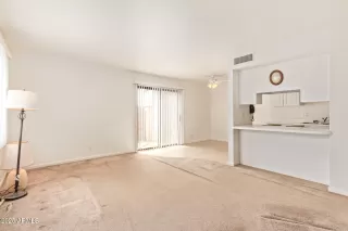 Photo #2: 6862817 Listing