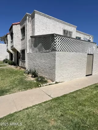 Photo #1: 6862844 Listing 