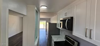 Photo #2: 6863087 Listing 