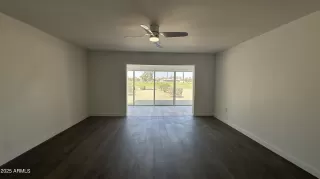 Photo #6: 6863087 Listing 