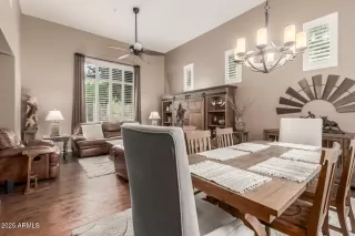 Photo #2: 6863131 Listing