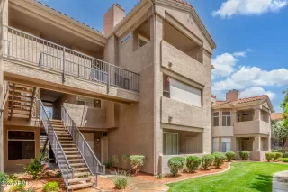 Photo #5: 6863133 Listing