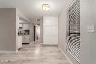 Photo #3: 6863148 Listing 