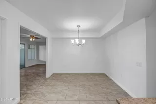 Photo #5: 6863192 Listing