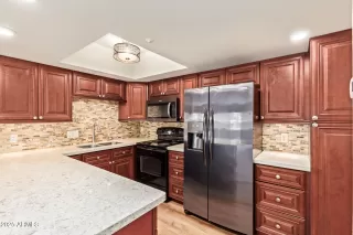 Photo #5: 6863230 Listing 