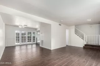 Photo #4: 6863231 Listing 