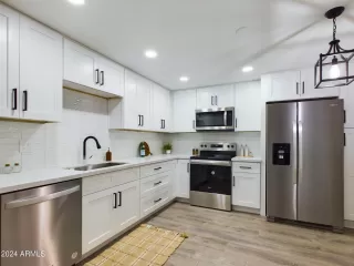 Photo #2: 6863272 Listing