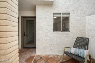 Photo #2: 6863280 Listing 