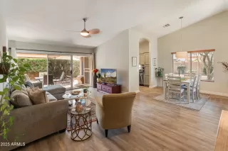 Photo #2: 6863299 Listing