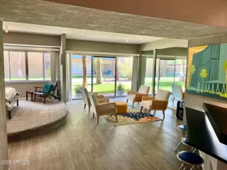 Photo #1: 6863338 Listing 