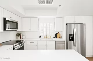 Photo #5: 6863498 Listing 