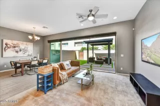 Photo #5: 6863506 Listing