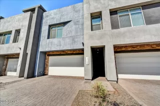 Photo #6: 6863506 Listing