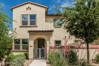 Photo #2: 6863569 Listing 