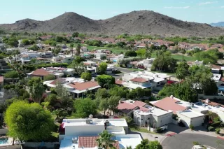 Photo #2: 6863762 Listing