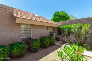 Photo #2: 6863851 Listing 