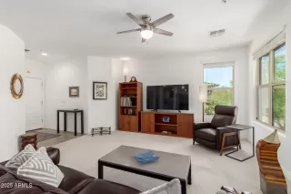 Photo #2: 6863949 Listing 