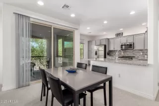 Photo #5: 6863949 Listing 