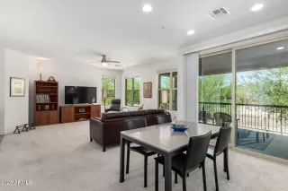 Photo #6: 6863949 Listing 